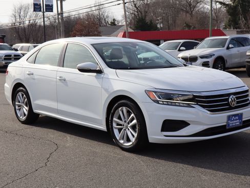 Used 2020 Volkswagen Passat 2.0T SE image 10