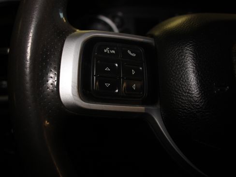 Used 2019 RAM 2500 Big Horn image 28