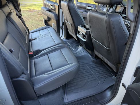 Used 2025 GMC Sierra 1500 SLT image 27