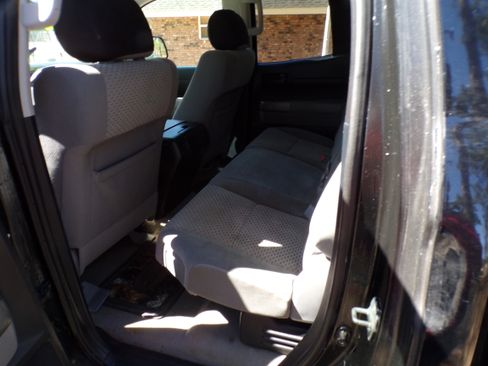Used 2010 Toyota Tundra SR5 image 10