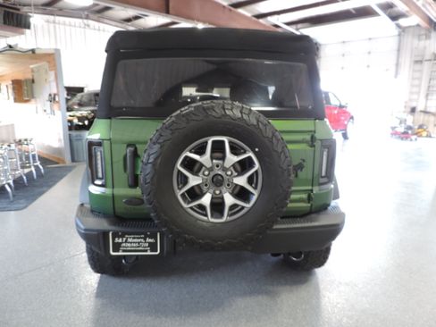 Used 2023 Ford Bronco 4-Door Badlands AWD/4WD image 19
