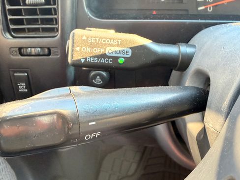 Used 1999 Toyota Tacoma PreRunner image 16