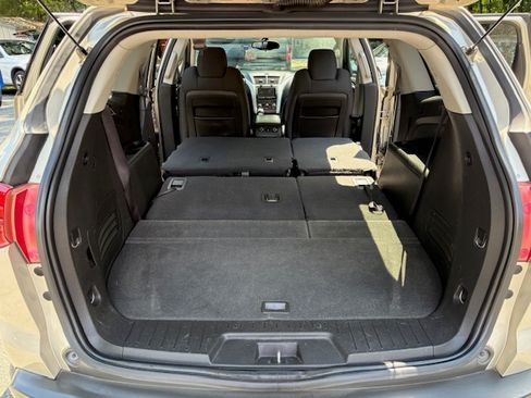 Used 2012 Chevrolet Traverse LT image 15