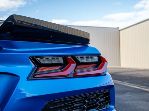 Used 2024 Chevrolet Corvette Z06 image 10