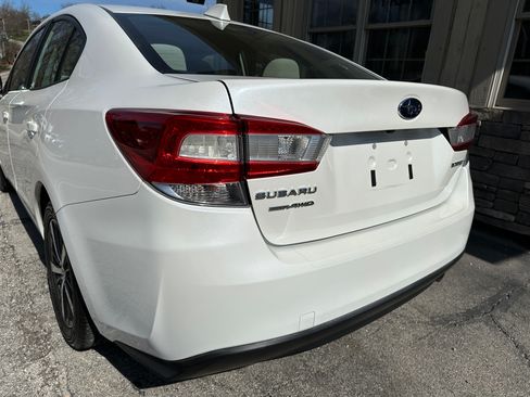 Used 2019 Subaru Impreza 2.0i Premium image 8
