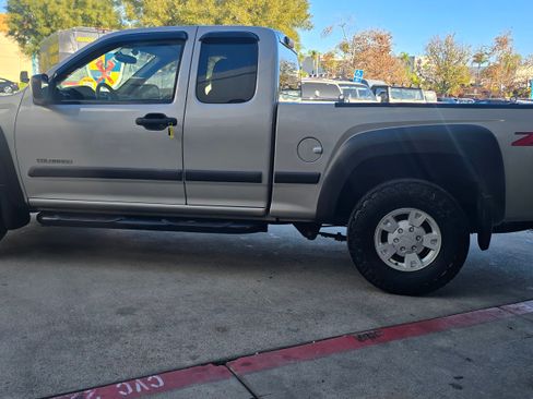 Used 2004 Chevrolet Colorado Z71 image 15