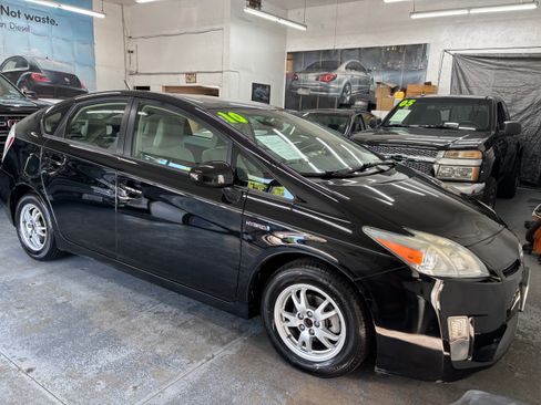 Used 2010 Toyota Prius Two image 10