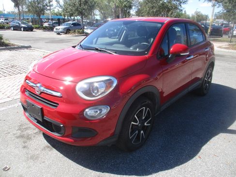 Used 2017 FIAT 500X Pop image 5