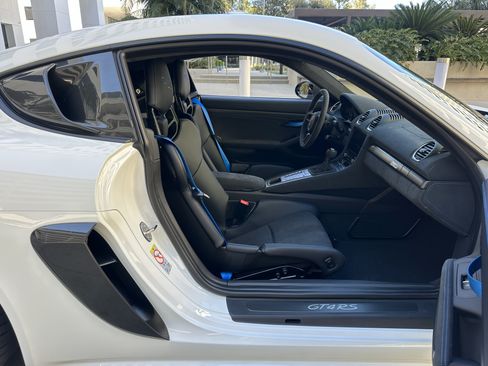 Used 2024 Porsche 718 Cayman GT4 RS image 14