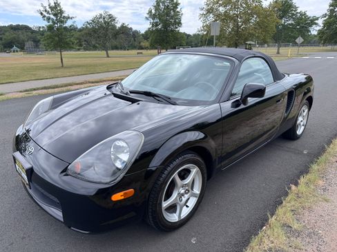 Used 2000 Toyota MR2 Spyder image 20