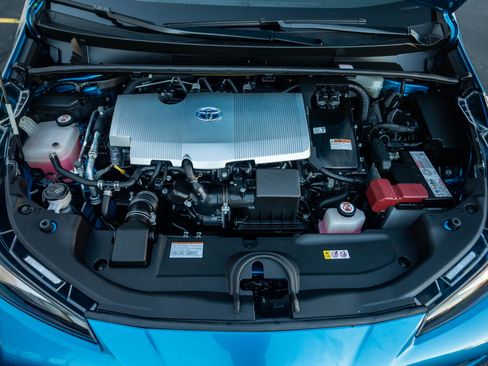 Used 2019 Toyota Prius image 11