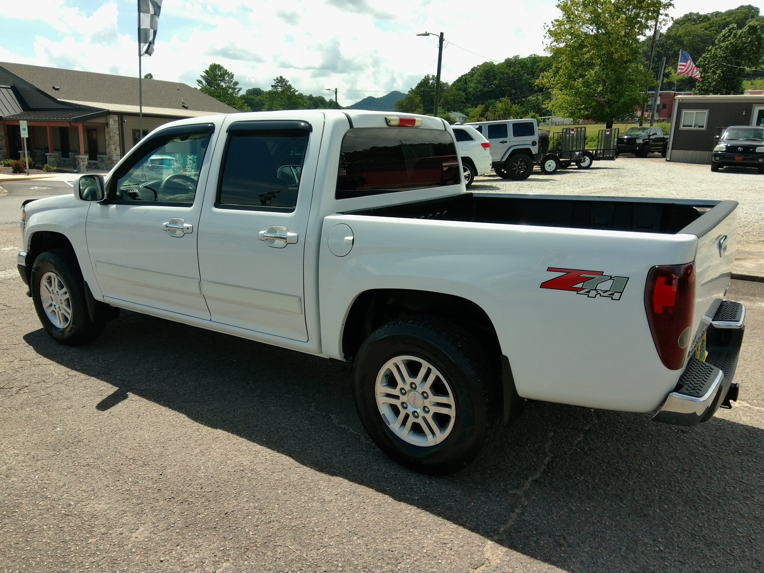Used 2012 GMC Canyon 4x4 Crew Cab SLE w/ Z71 image 3