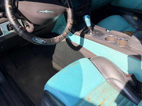 Used 2002 Ford Thunderbird RWD image 4