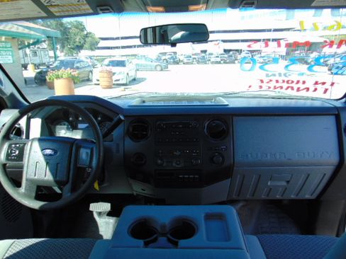 Used 2014 Ford F350 Super Duty XL image 12