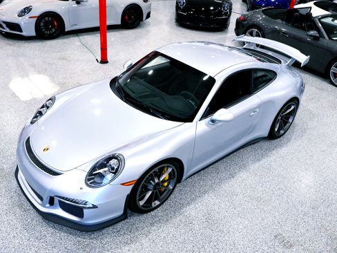 Used 2016 Porsche 911 GT3 image 5