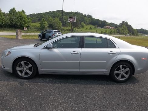 Used 2012 Chevrolet Malibu LT image 3