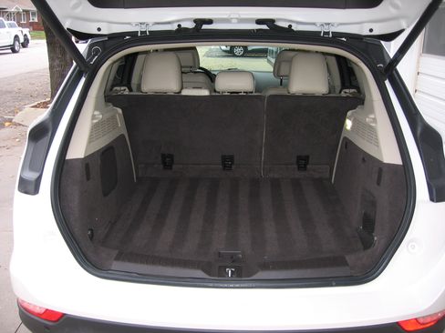 Used 2017 Lincoln MKC Select image 5