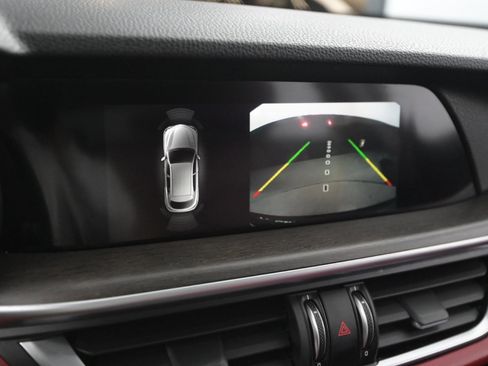 Used 2019 Alfa Romeo Stelvio Ti image 32