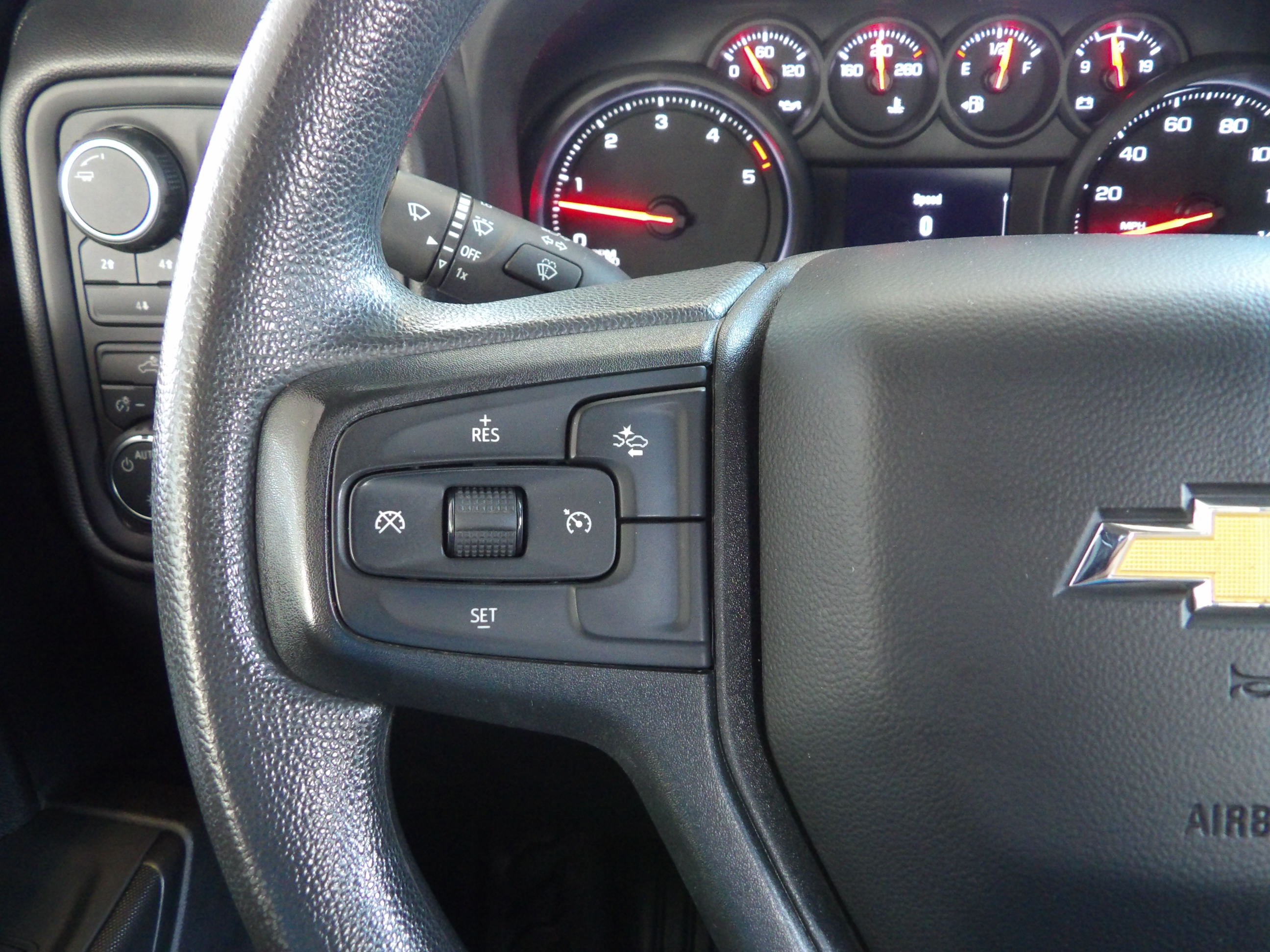 Used 2025 Chevrolet Silverado 3500 4x4 Crew Cab W/T image 26