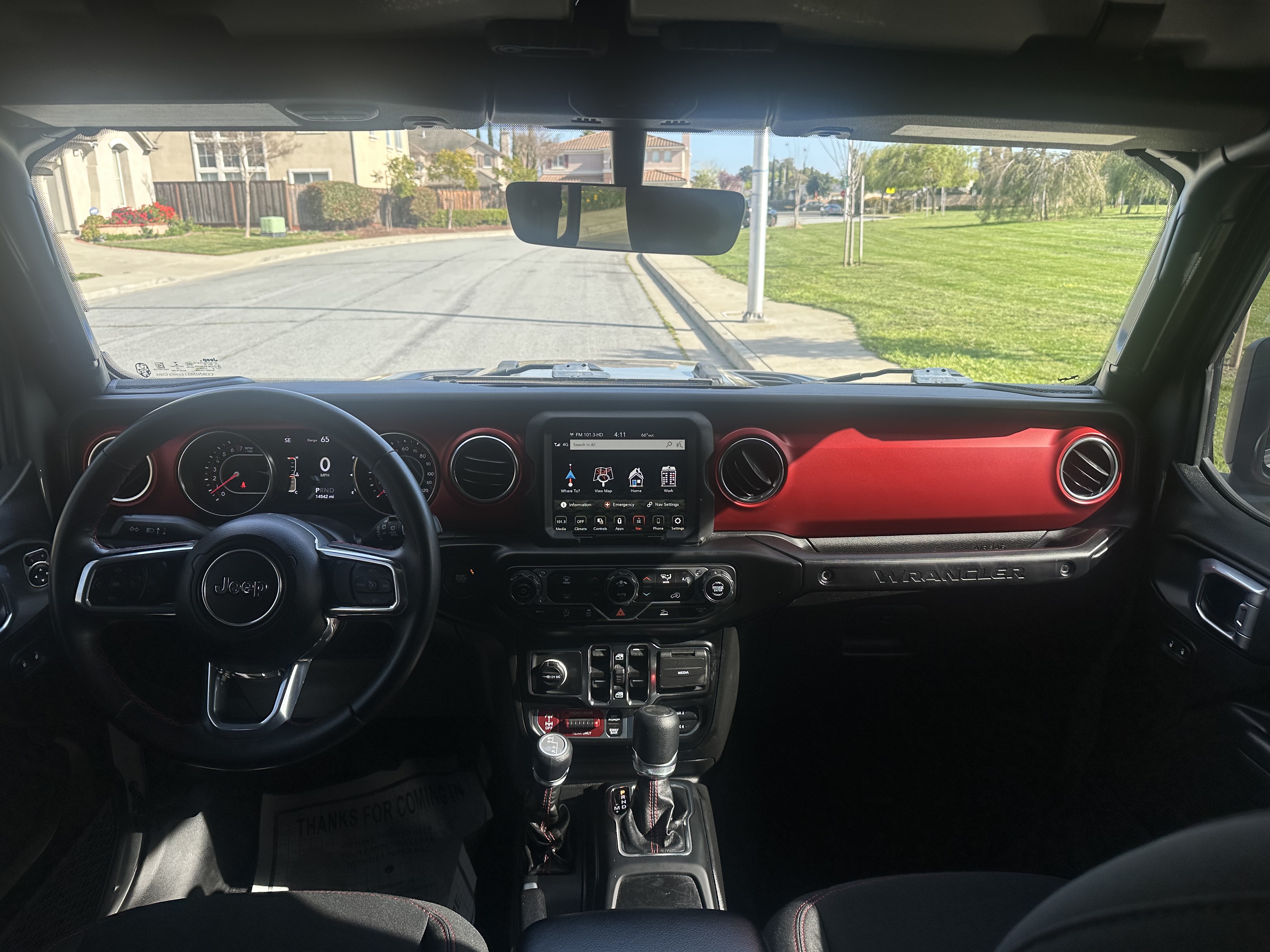 Used 2022 Jeep Wrangler Unlimited Rubicon AWD/4WD image 17