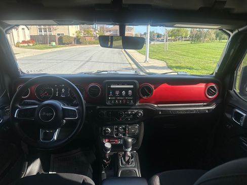 Used 2022 Jeep Wrangler Unlimited Rubicon image 17