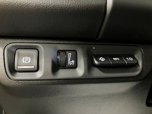 Used 2020 GMC Acadia SLT image 20