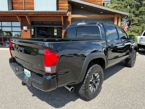 Used 2018 Toyota Tacoma 4x4 Double Cab image 6