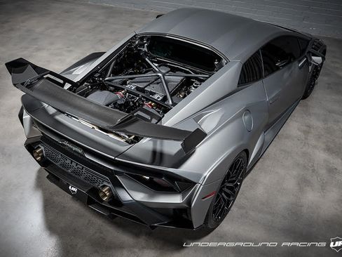 Used 2021 Lamborghini Huracan STO image 6