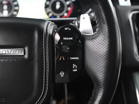 Used 2022 Land Rover Range Rover Sport SVR image 35