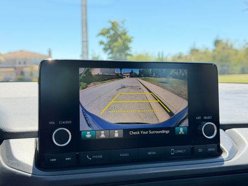 Used 2024 Honda Accord EX image 12