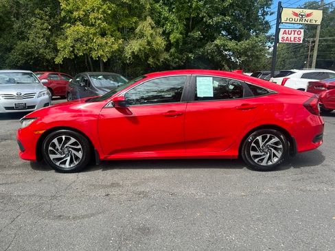 Used 2017 Honda Civic EX Sedan image 2