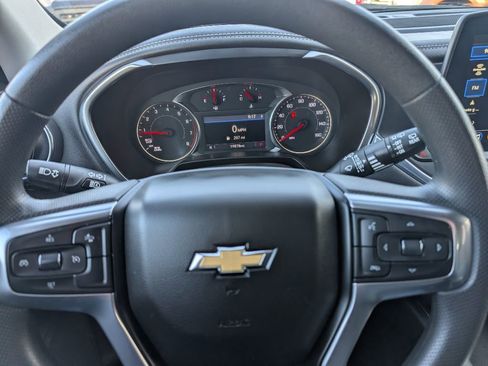 Used 2023 Chevrolet Blazer LT image 9