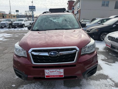 Used 2017 Subaru Forester 2.5i image 3