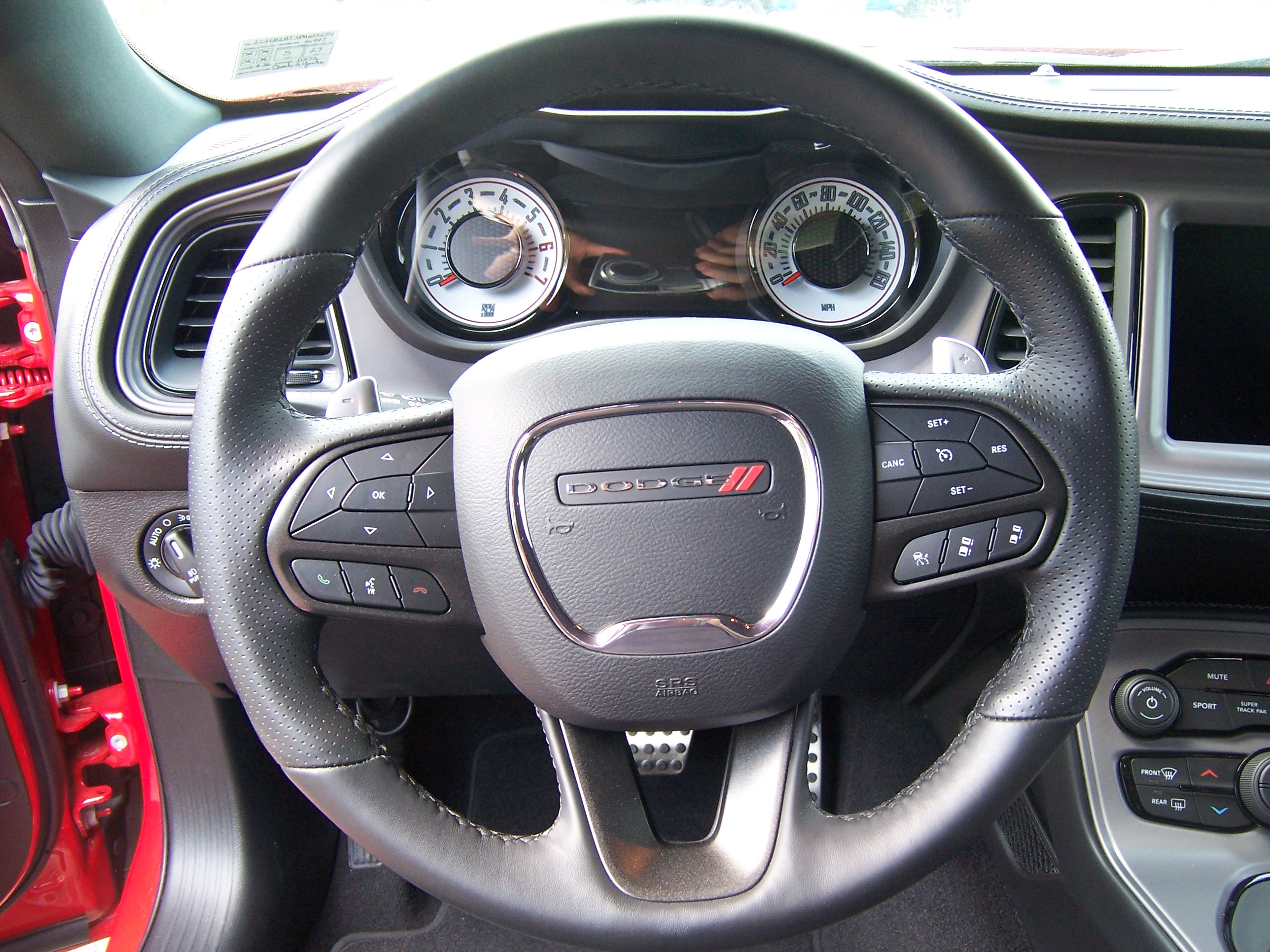 Used 2023 Dodge Challenger R/T RWD image 12