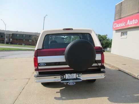 Used 1993 Ford Bronco Eddie Bauer AWD/4WD image 6