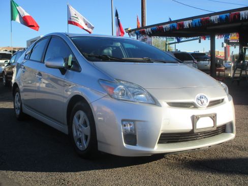 Used 2010 Toyota Prius Two image 12