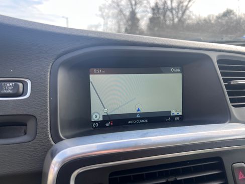 Used 2015 Volvo S60 T5 Premier image 19