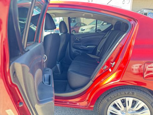 Used 2018 Nissan Versa SV FWD image 19