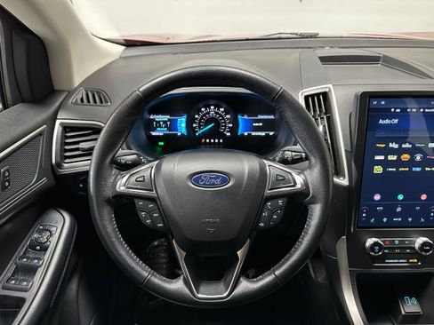 Certified 2024 Ford Edge SEL image 13