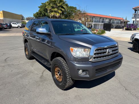 Used 2013 Toyota Sequoia Limited image 13