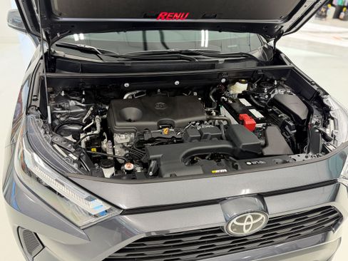 Used 2025 Toyota RAV4 XLE image 10