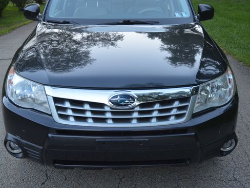 Used 2013 Subaru Forester 2.5X AWD/4WD image 8