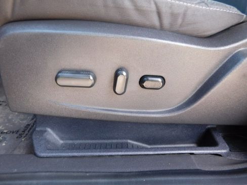 Used 2015 Ford Escape FWD SE image 10