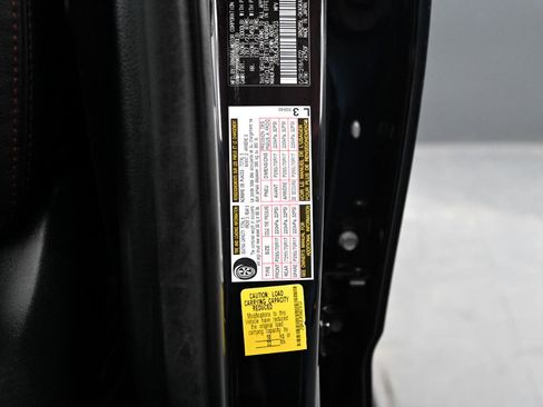 Used 2022 Toyota 4Runner TRD Off-Road Premium image 29