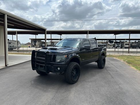 Used 2014 Ford F150 4x4 SuperCrew image 16