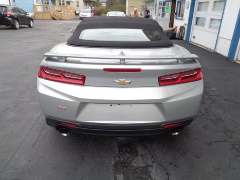 Used 2018 Chevrolet Camaro LT image 7