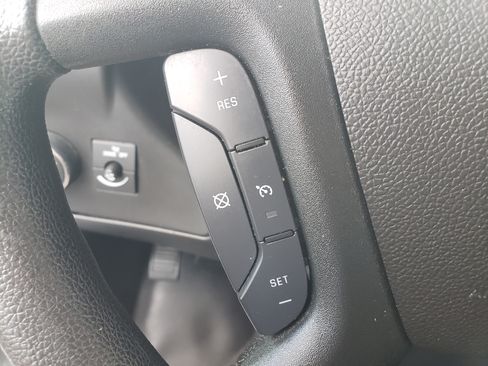 Used 2020 GMC Savana 2500 image 14