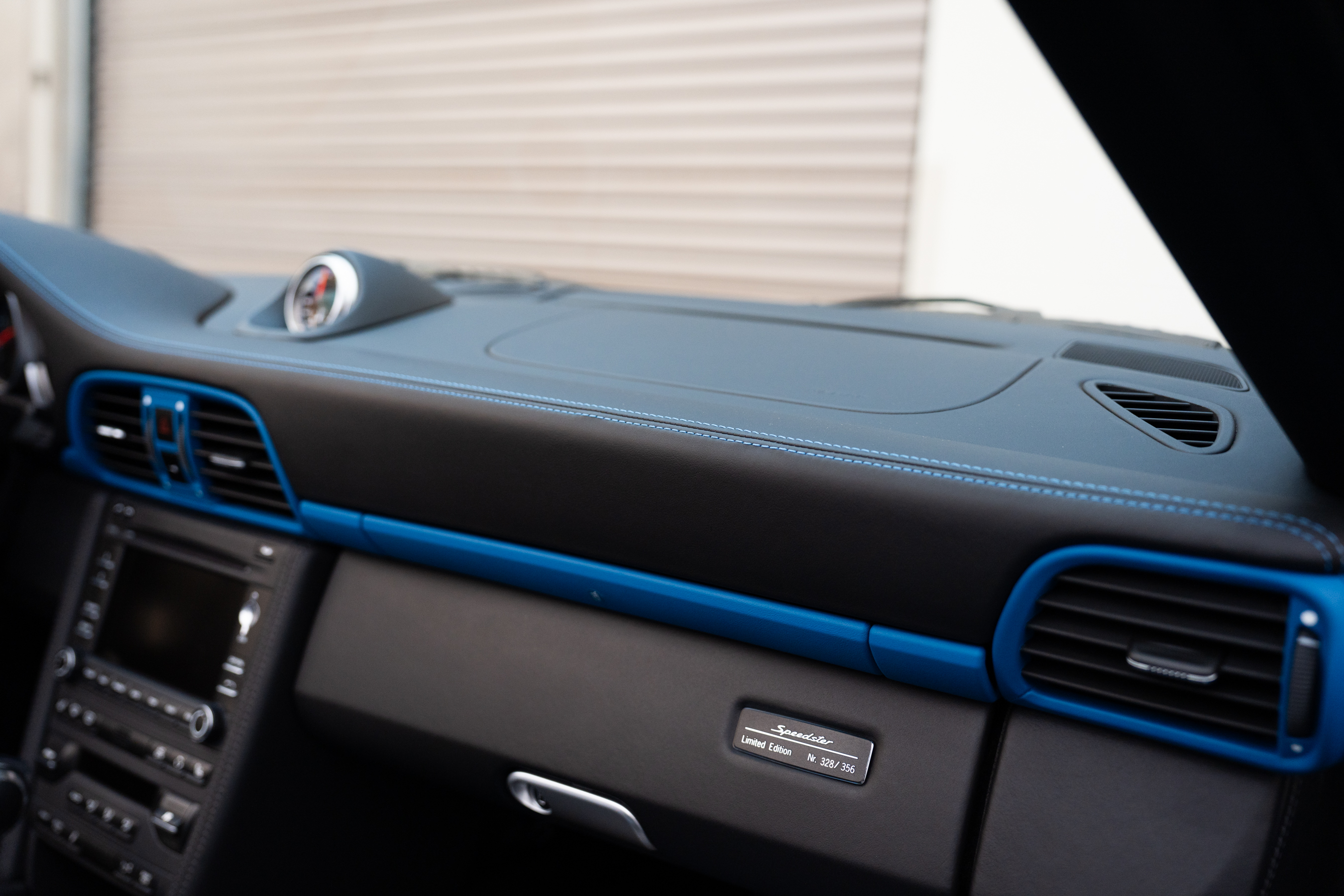 Used 2011 Porsche 911 Speedster RWD image 65