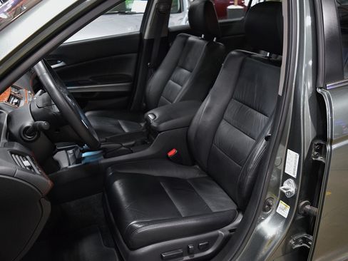 Used 2010 Honda Accord EX-L image 18
