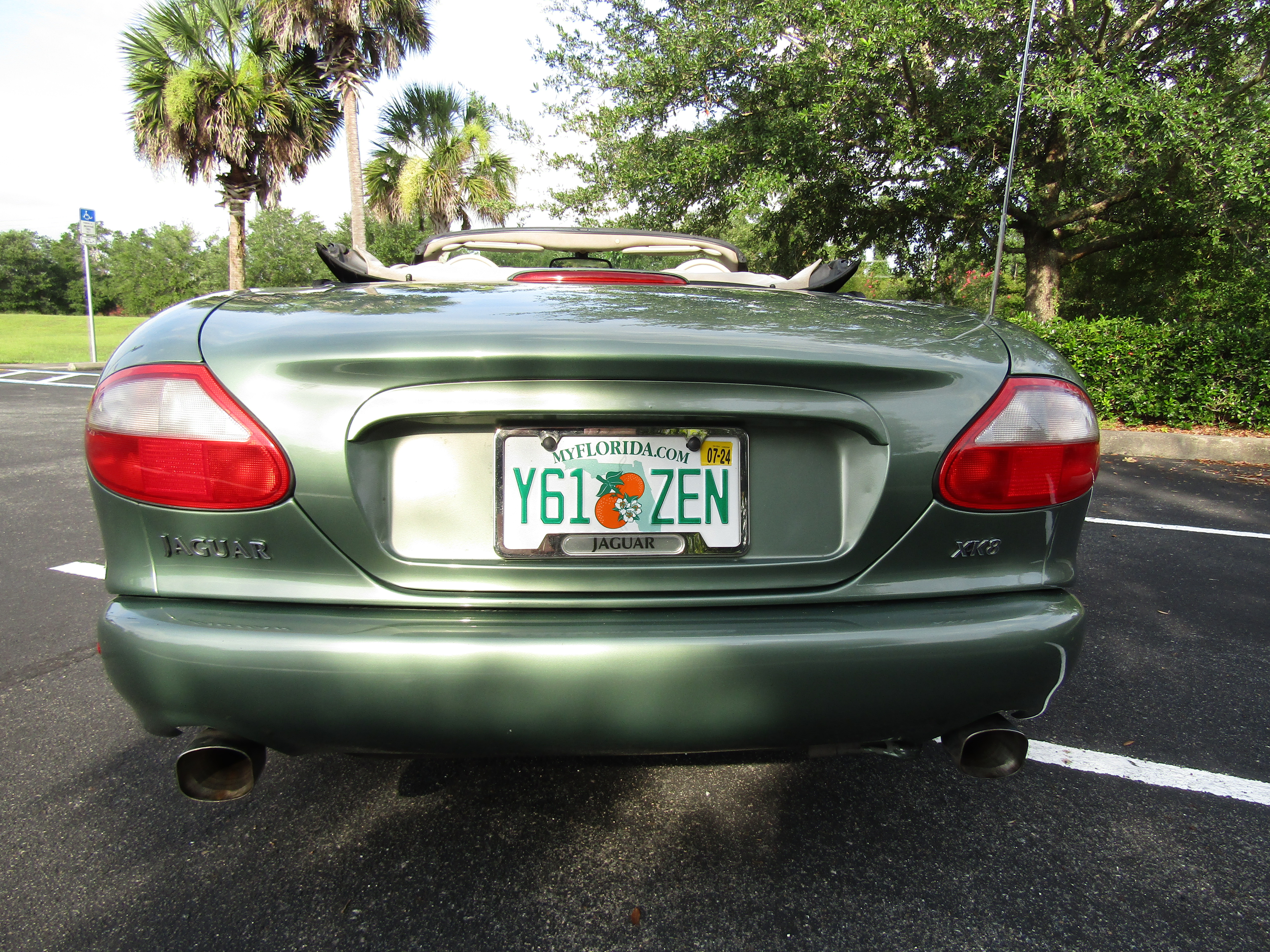 Used 2000 Jaguar XK8 Convertible RWD image 5